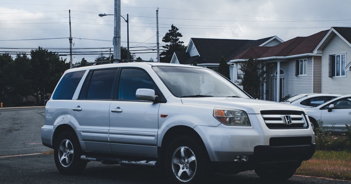 Which is more reliable, the Toyota RAV4 or the Honda CR-V?